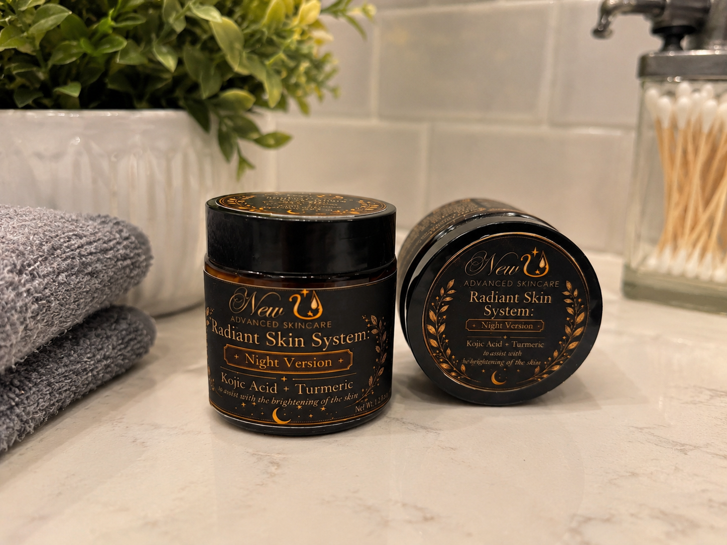New U Advanced Skincare - Radiant Skin System - Night Version - Kojic Acid Dipalmitate & Turmeric